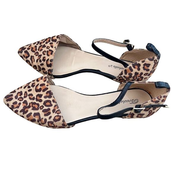 Breckelle's Leopard Print Ankle Strap Pointed Toe D'orsay Flat Shoes - Picture 5 of 12